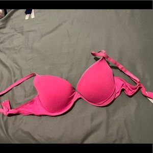 pink bra